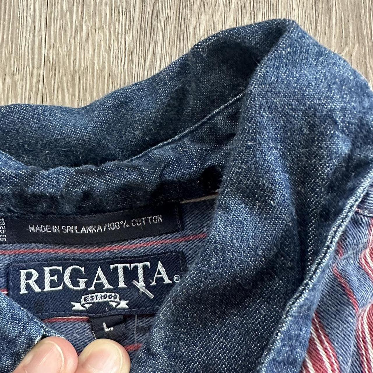 Vintage Regatta Men's Blue & Red Pinstripe Collared Button Down