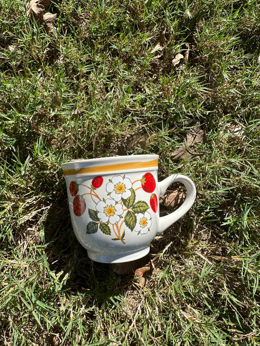 Vintage Strawberries & Cream Coffee Mug